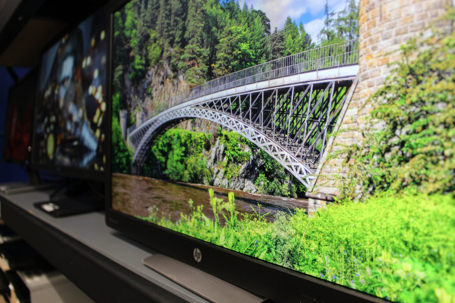 USED 24" LCD Monitor