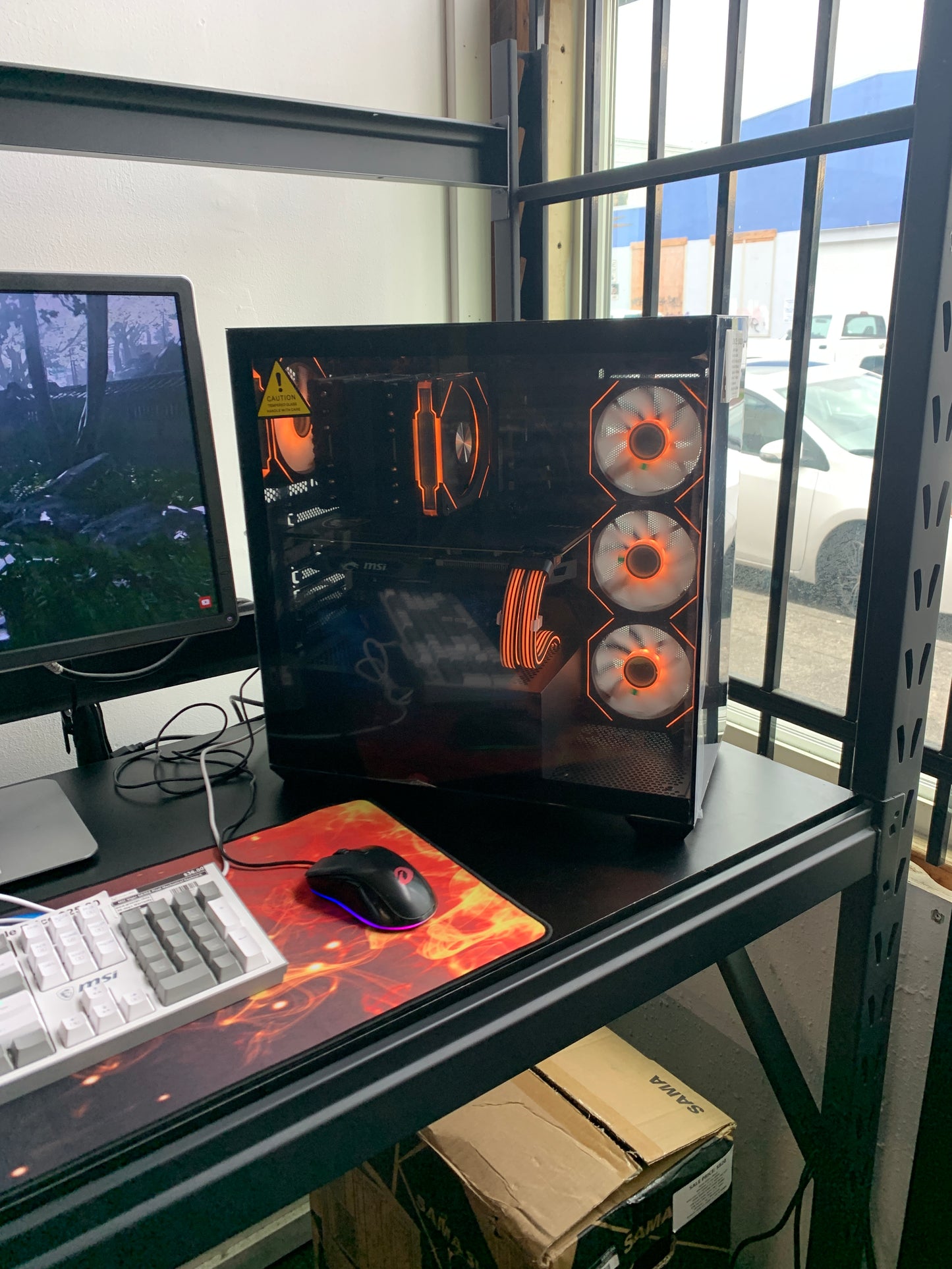 Sama SV01 | i5-10500T | 32GB | RX 5600XT