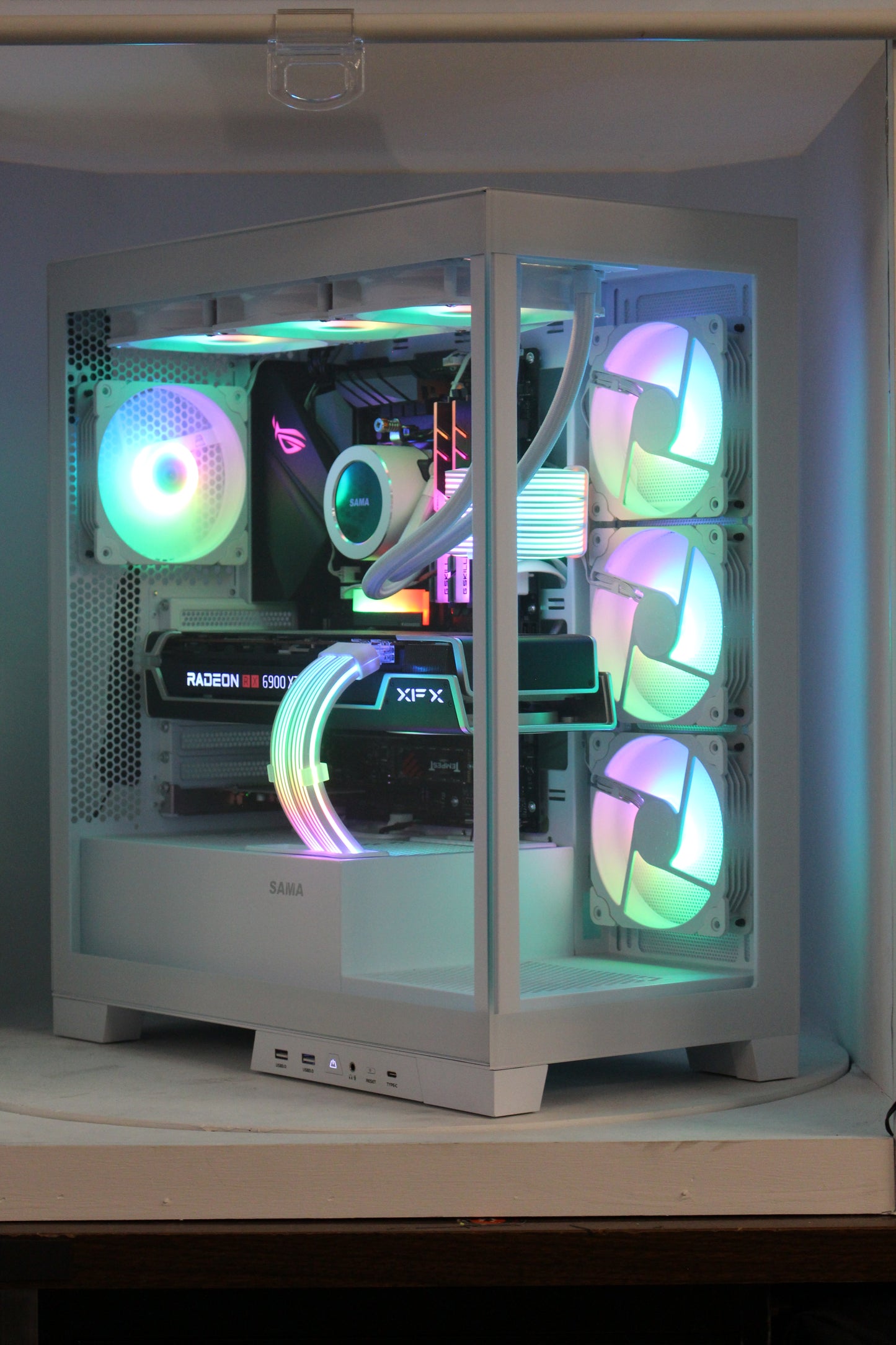 SAMA 4503 White | R7 | 32GB | RX 6900 XT