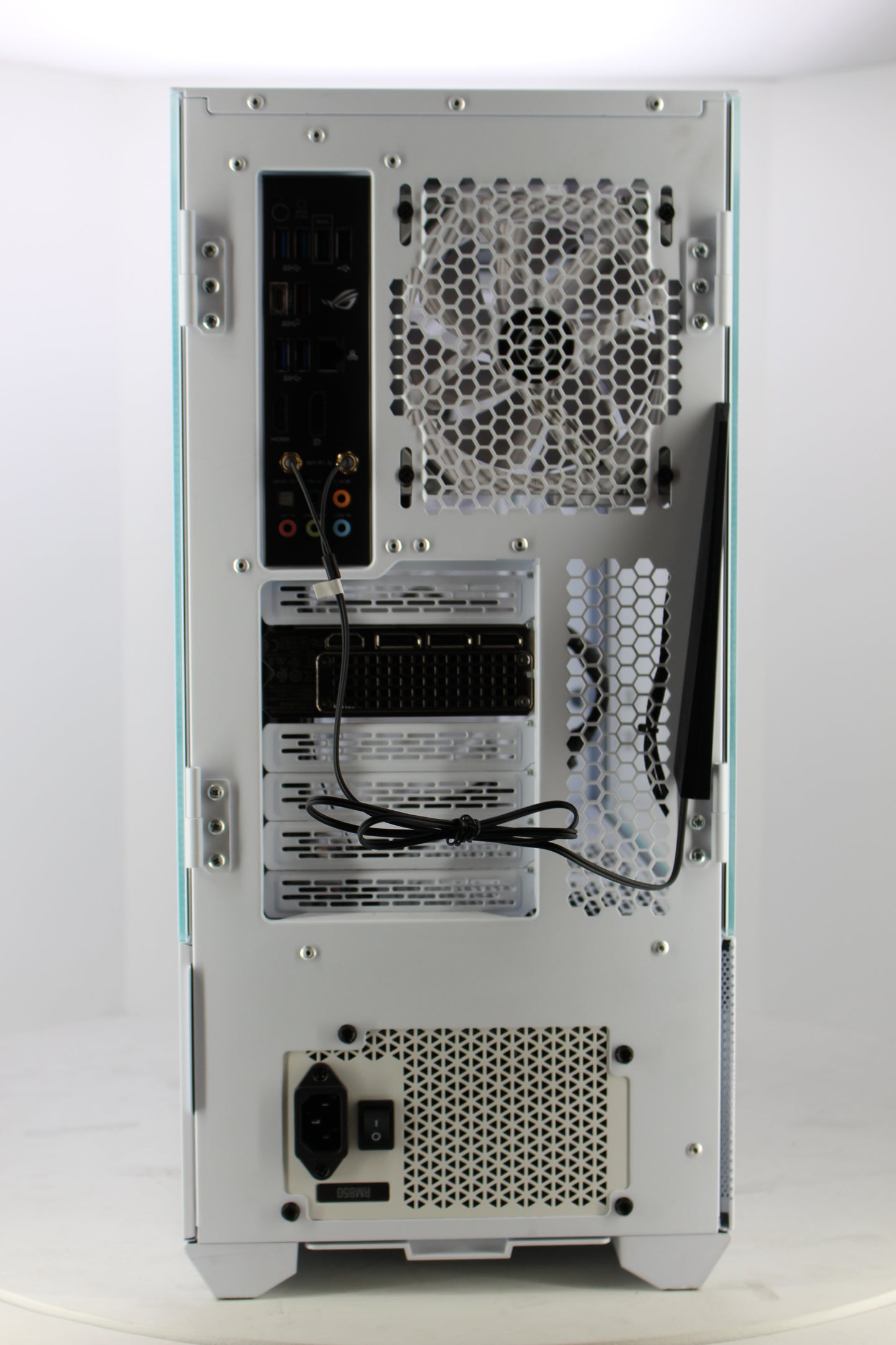 Lian Li Lancool II Mesh | R5 | 16GB | 3060 ti