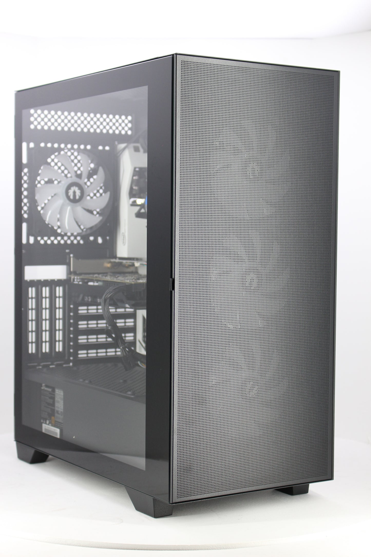 BitFenix Flow | i5-7400 | 16GB | 1060