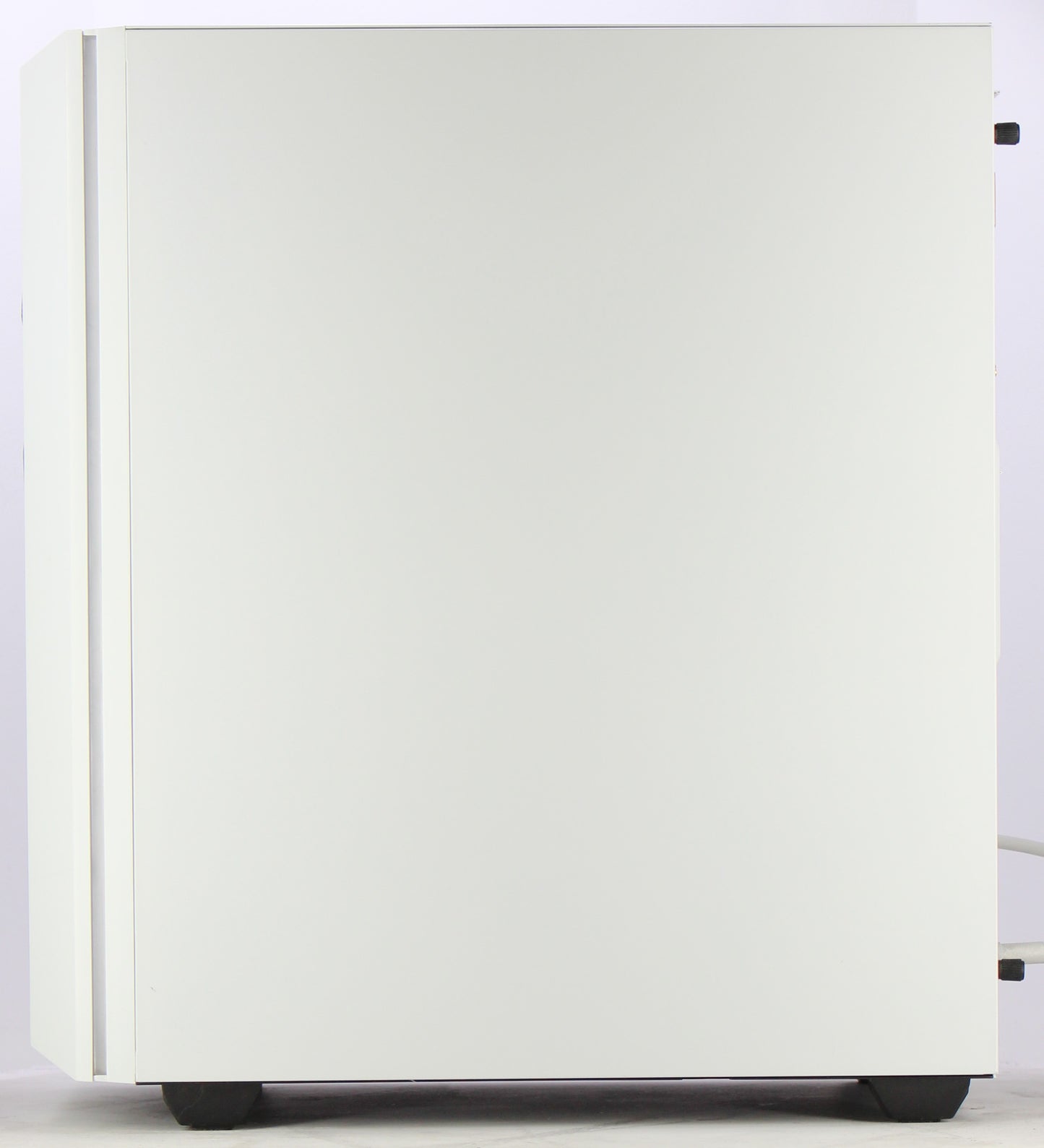 SkyTech | R7-3700X | 32GB RAM | RTX 2060