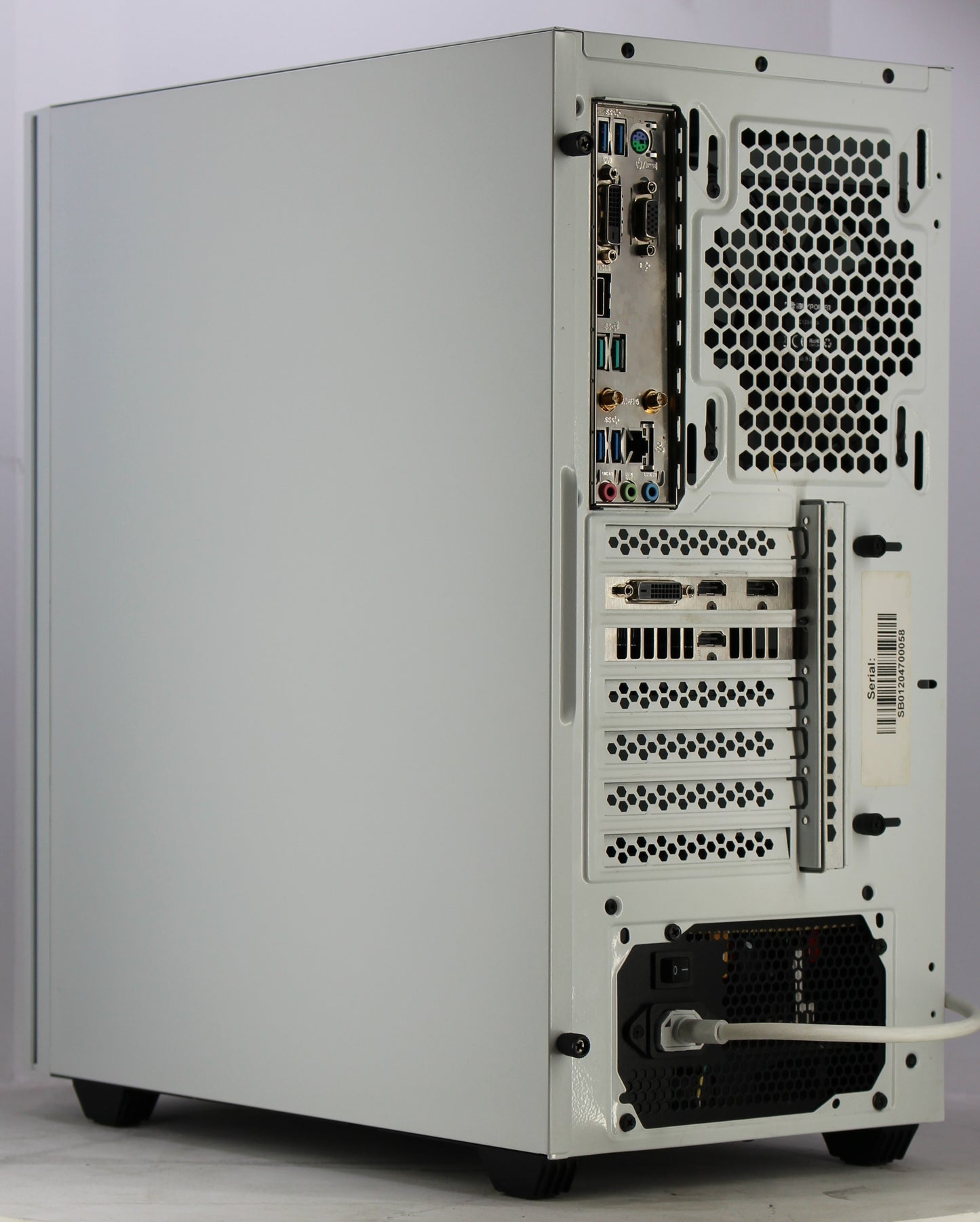 SkyTech | R7-3700X | 32GB RAM | RTX 2060