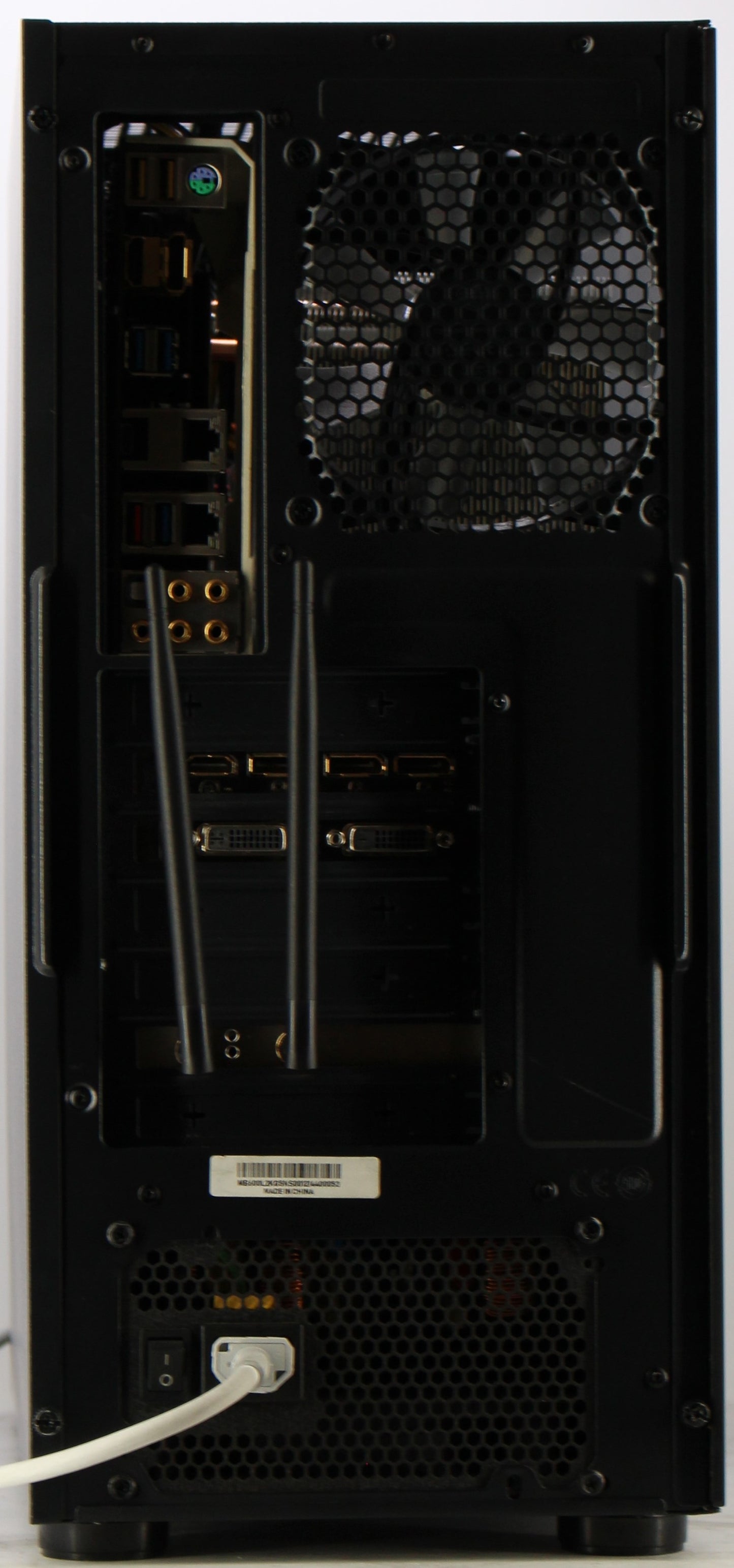 CoolerMaster | i7-6700K | 16GB RAM | GTX 980 Ti