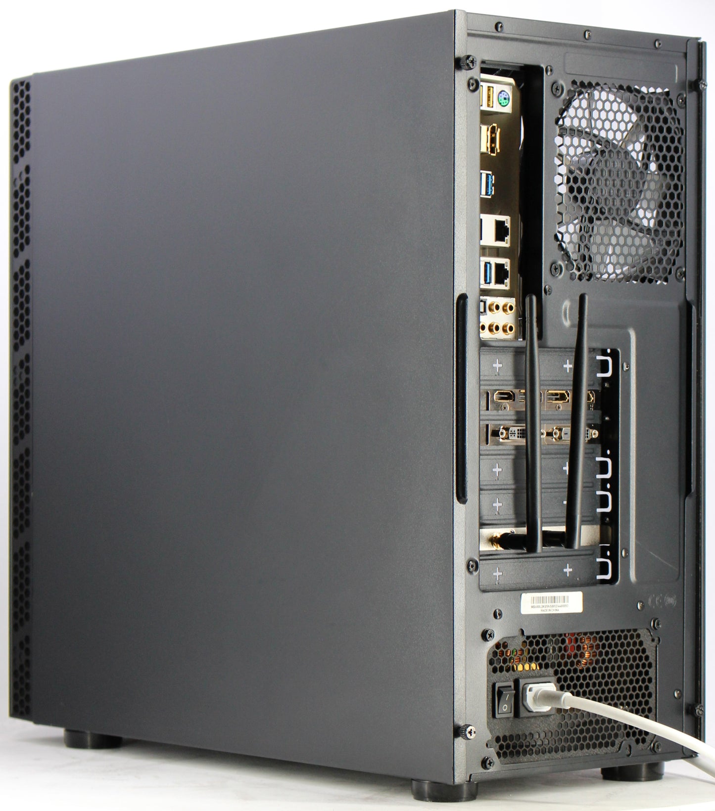 CoolerMaster | i7-6700K | 16GB RAM | GTX 980 Ti