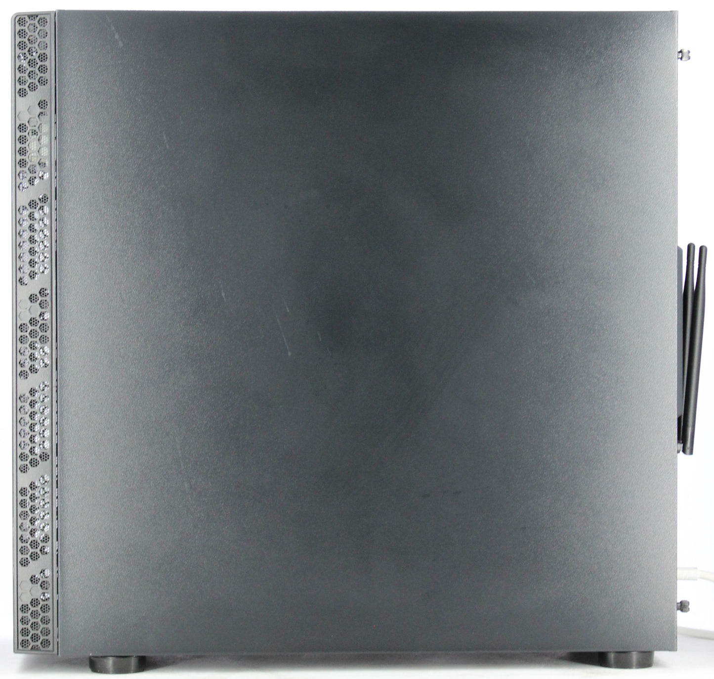 CoolerMaster | i7-6700K | 16GB RAM | GTX 980 Ti