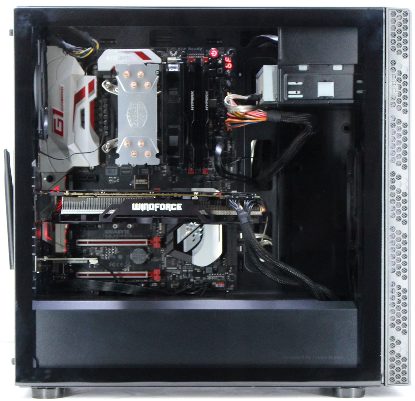 CoolerMaster | i7-6700K | 16GB RAM | GTX 980 Ti