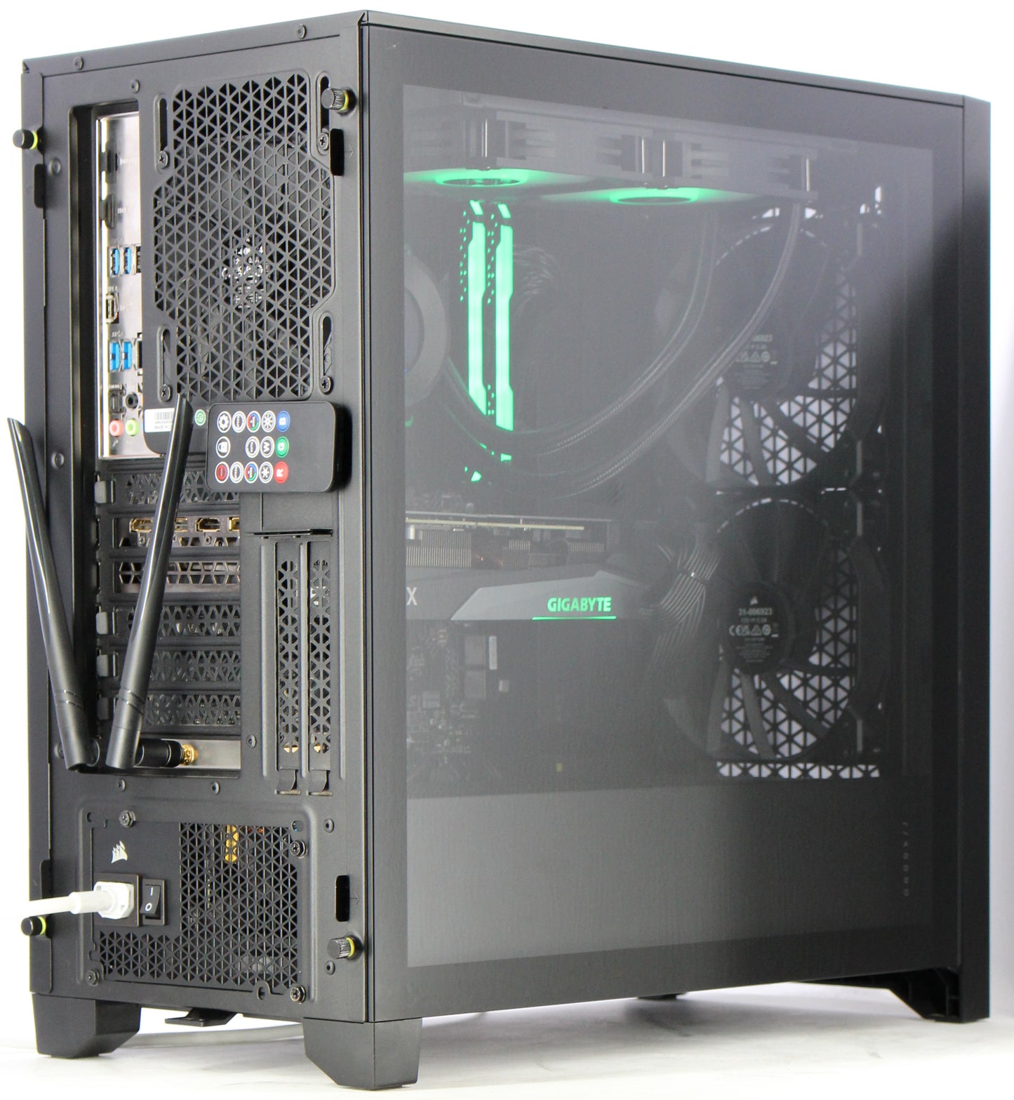 Corsair 4000D | i7-12700KF | 64GB | RTX 3070