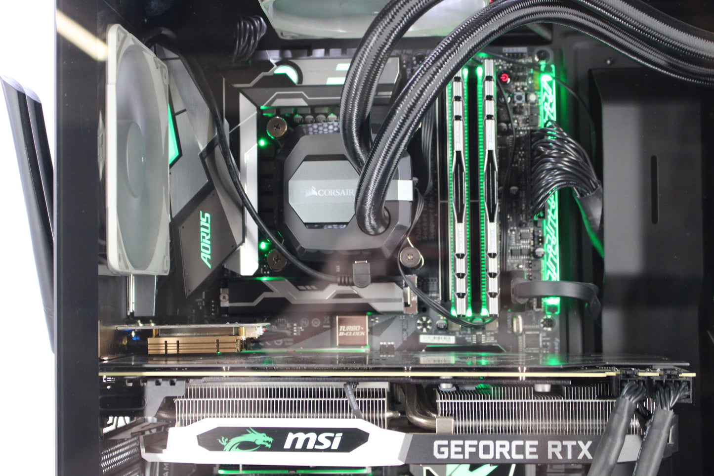 NZXT S340 Elite | i7-8700K | 16GB | RTX 2070