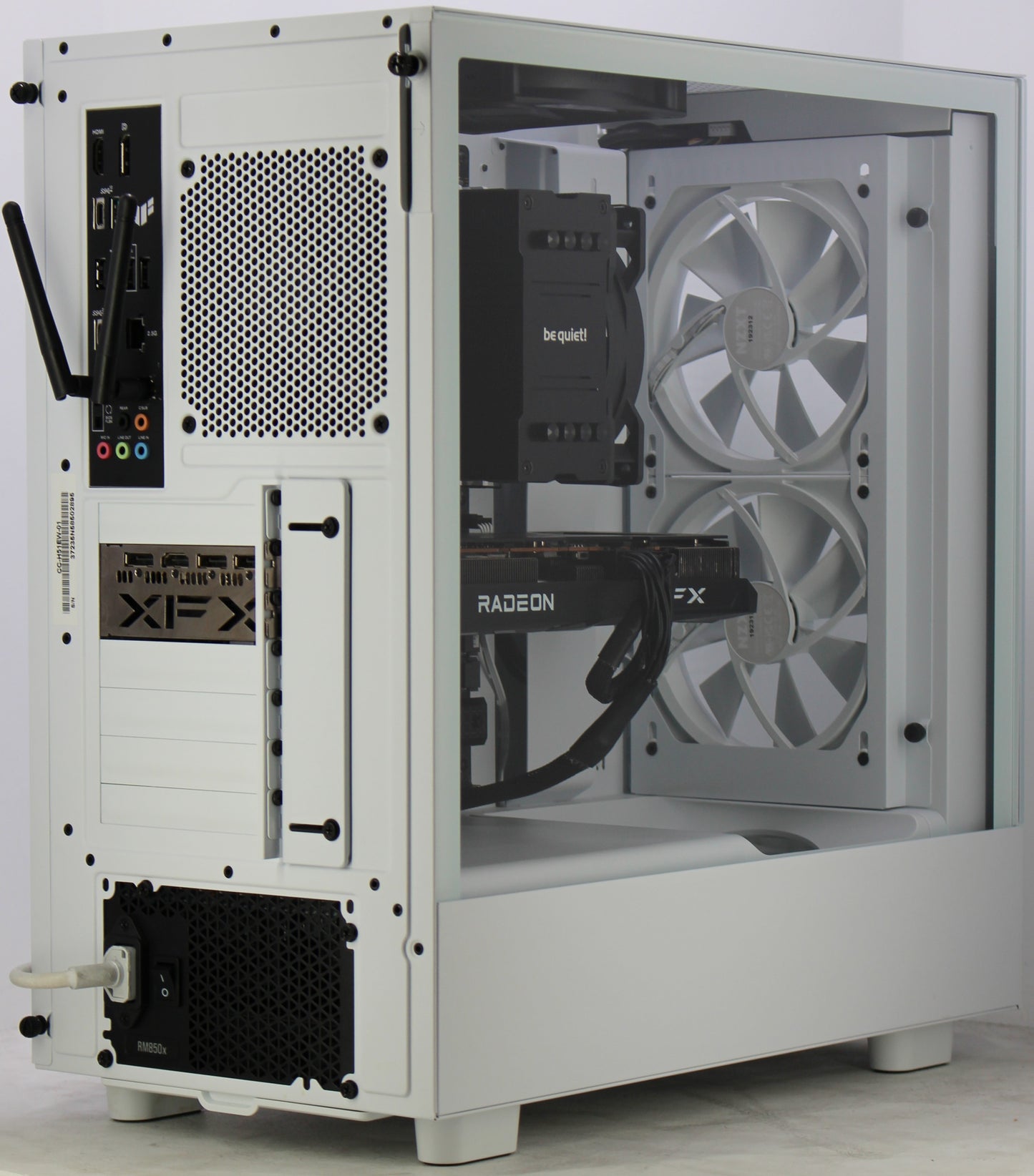 NZXT H5 Elite | R5 7600X | 32GB RAM | RX 6700