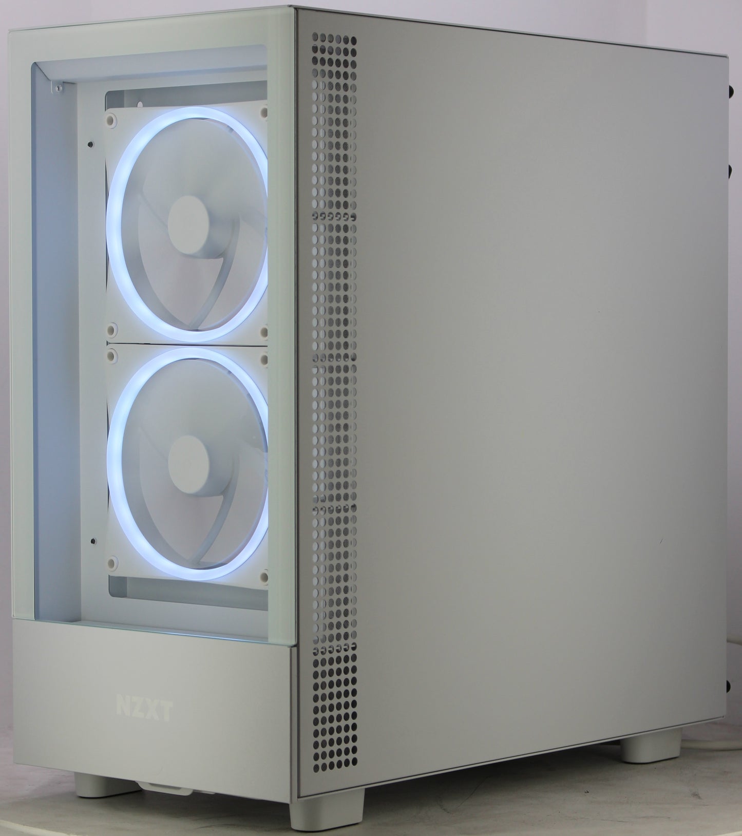 NZXT H5 Elite | R5 7600X | 32GB RAM | RX 6700