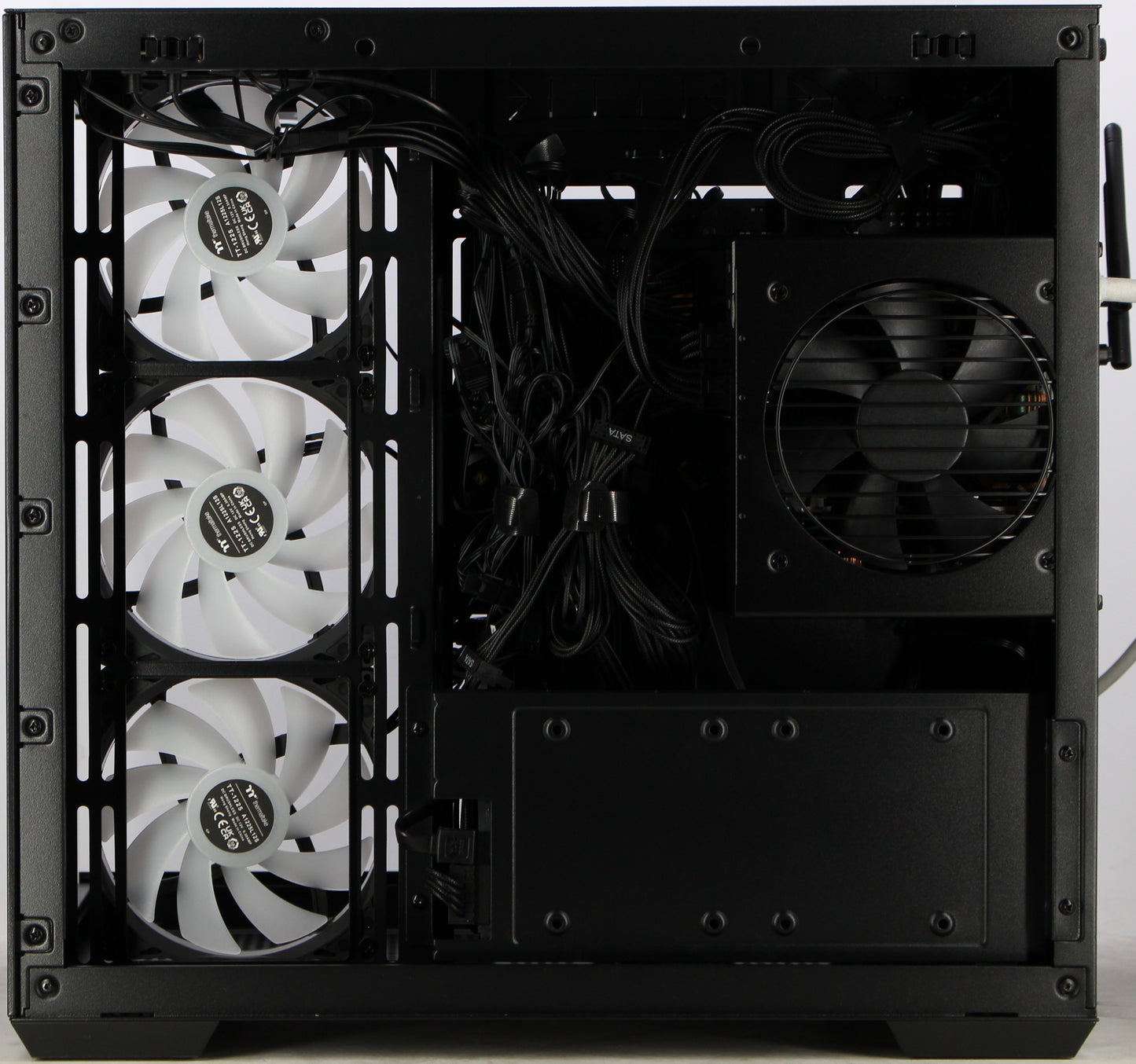Thermaltake | i5-11400 | 32GB RAM | RTX 3060 Ti