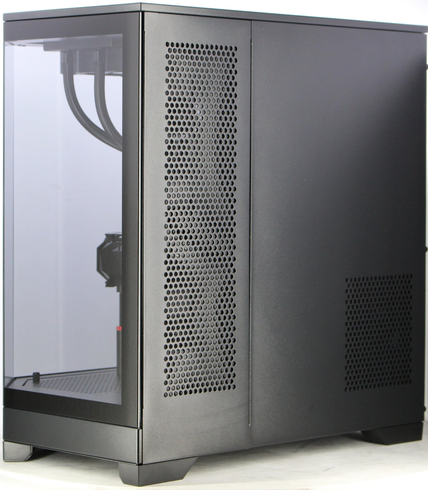 Sama 3021 | R7 9700X | 64GB | RX 9070XT