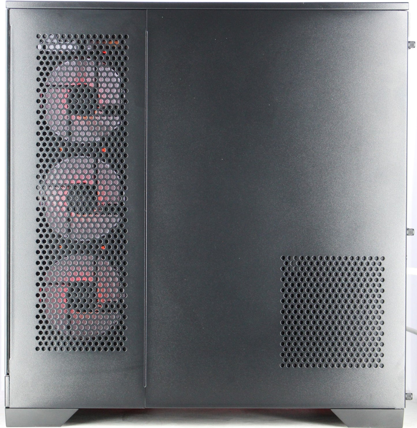 Sama 3021 | R7 9700X | 64GB | RX 9070XT